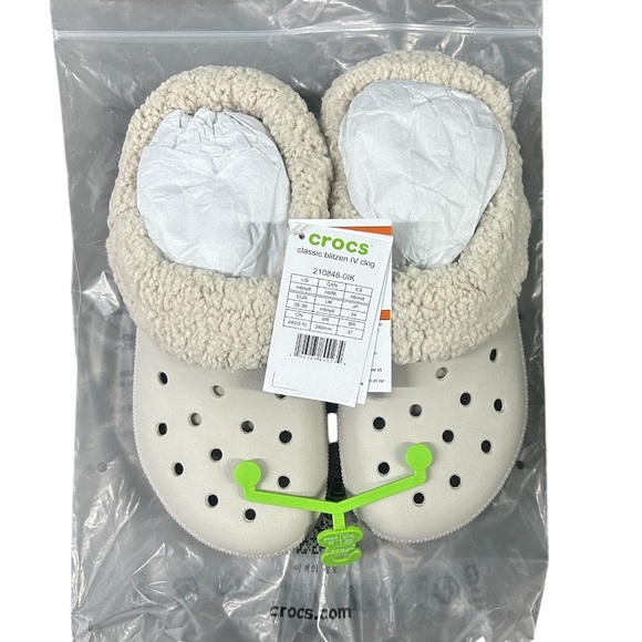 Crocs BEIGE CLASSIC BLITZEN IV CLOG Size M6/W8 - Picture 2 of 5